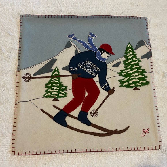 NEW Jan Constantine Hand Embroidered Felted Wool Christmas Pillow Cushion Cover - Picture 9 of 9